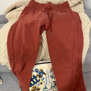 Lululemon scuba jogger sweatpants